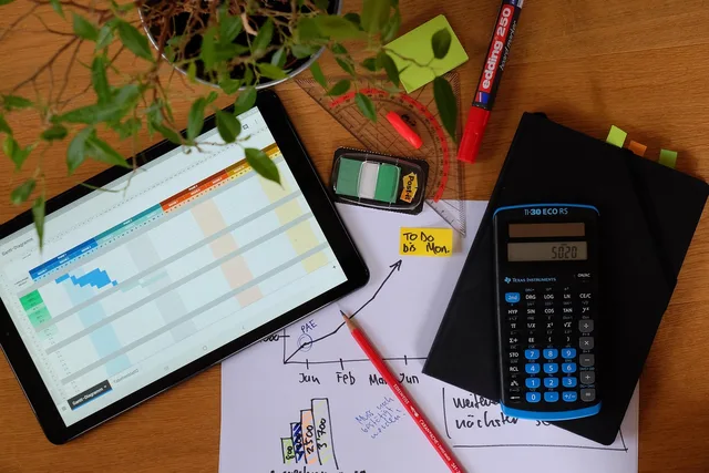 work, office, business, desk, finance, tablet, digital, education, analysis, money, career, investments, paper, accounting, planning, success, project, project planning, management, professional, accounting, accounting, accounting, accounting, accounting, project. Bokslut steg för steg för mindre aktiebolag